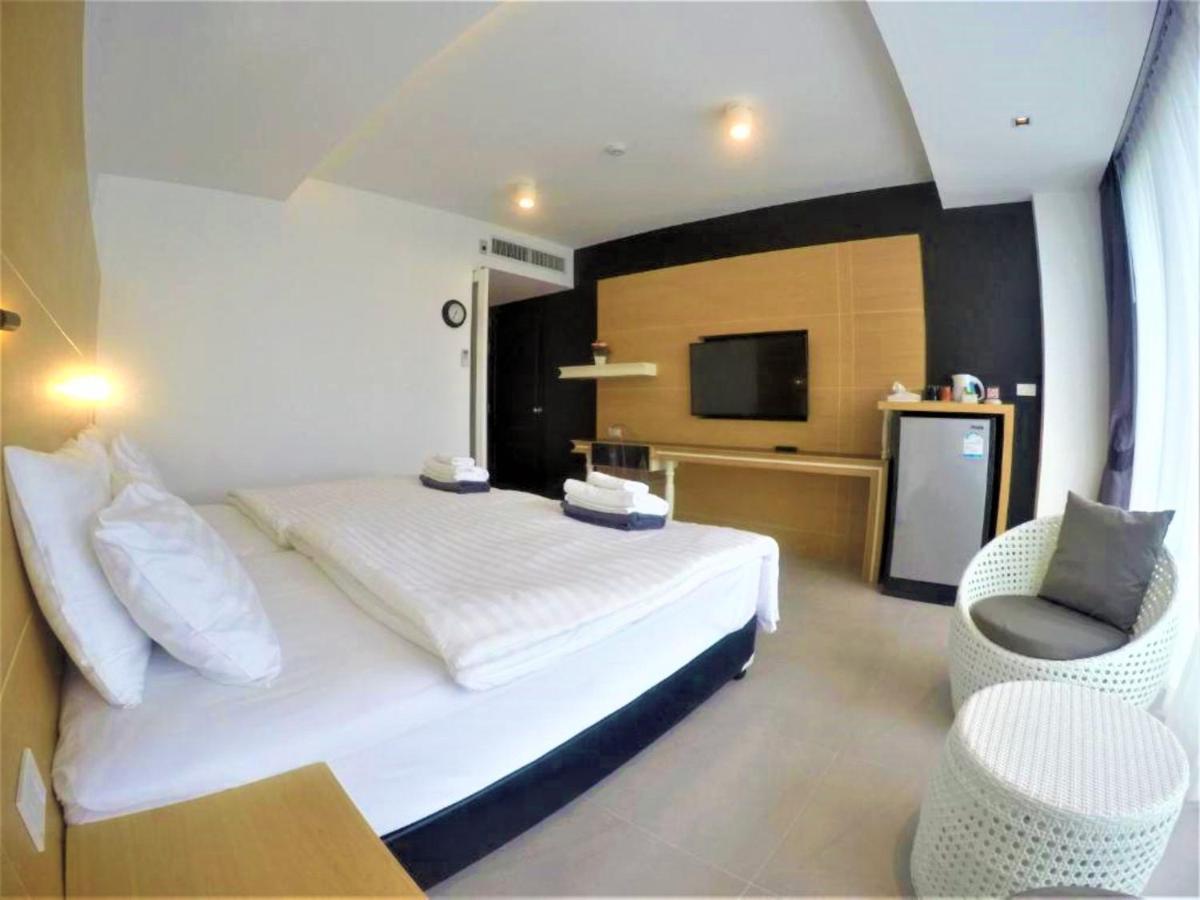 Vivace Hotel Bãi biển Kamala Ngoại thất bức ảnh