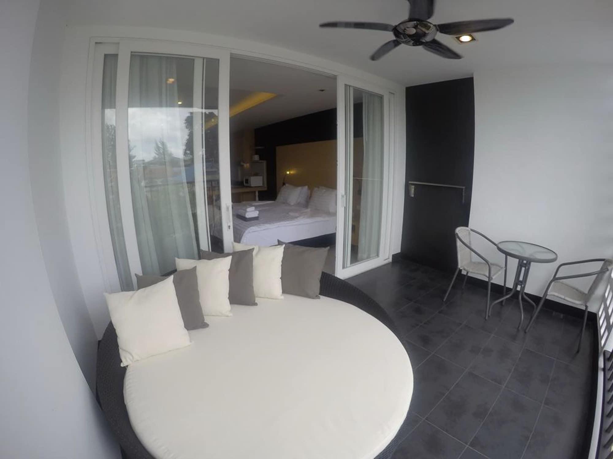 Vivace Hotel Bãi biển Kamala Ngoại thất bức ảnh
